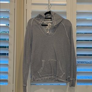 O’Neill sweater with hood